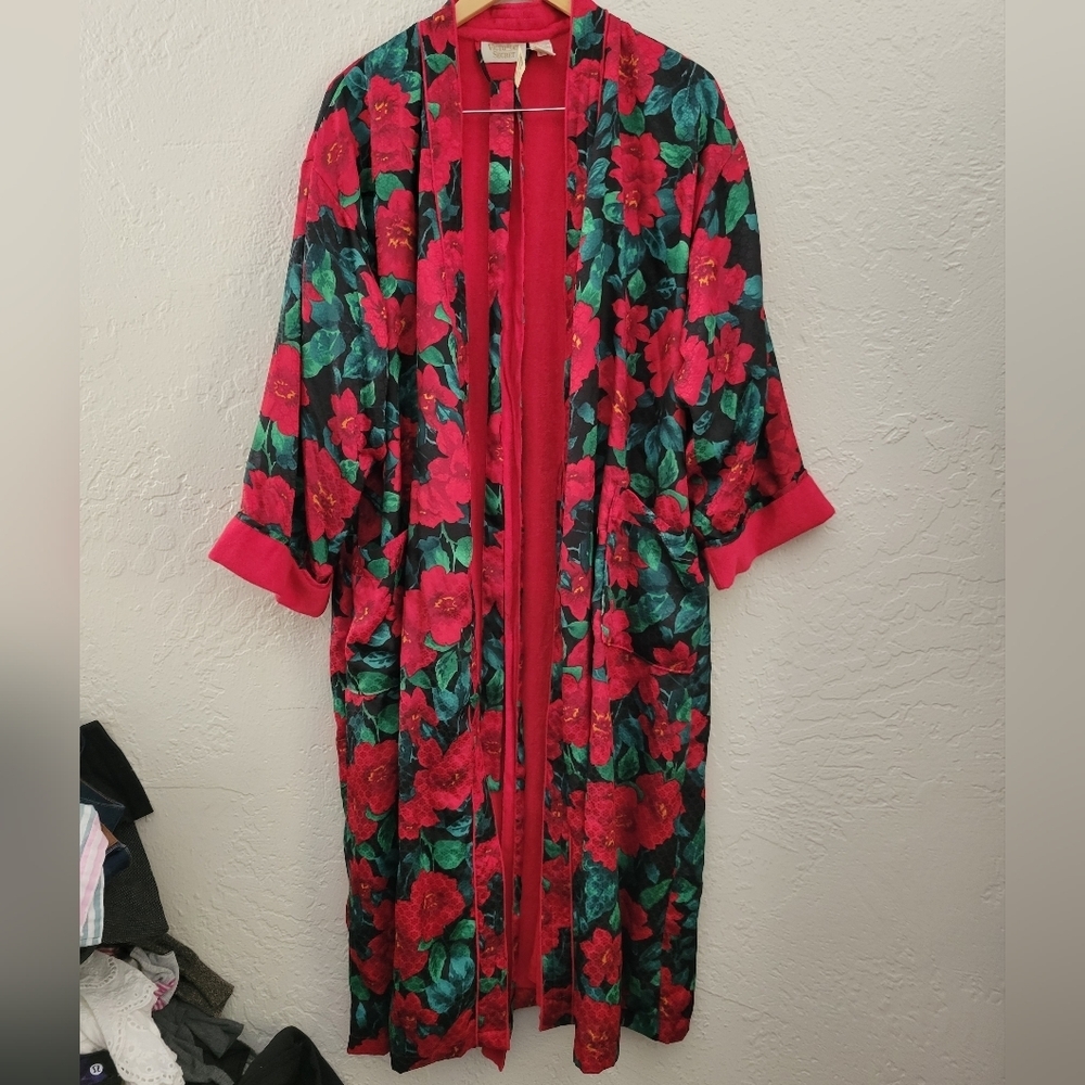 Victoria's Secret Vintage Gold Label Lined Robed NWT